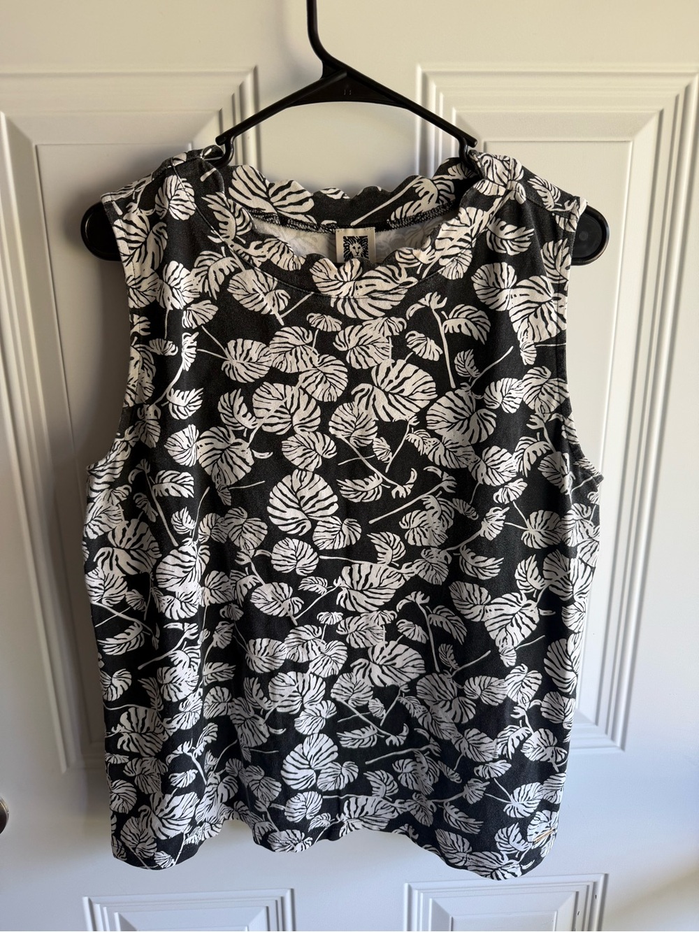 Anne Klein Black Tank Top with White Leaf Print
